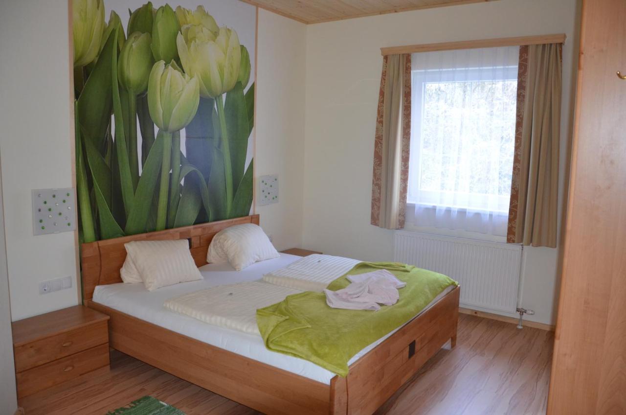Hotel Ferien Am Talhof Sankt Urban Zewnętrze zdjęcie